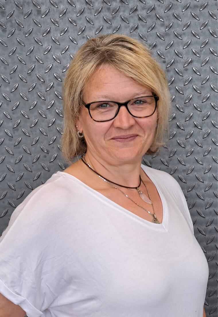 Astrid Bosl, Kaufmännische Assistentin der Firma Finsterwald Stahlbau GmbH & Co.KG